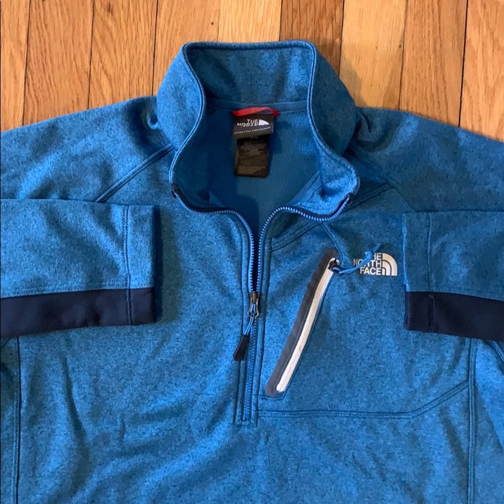 The North Face 1/4 zip Pullover
